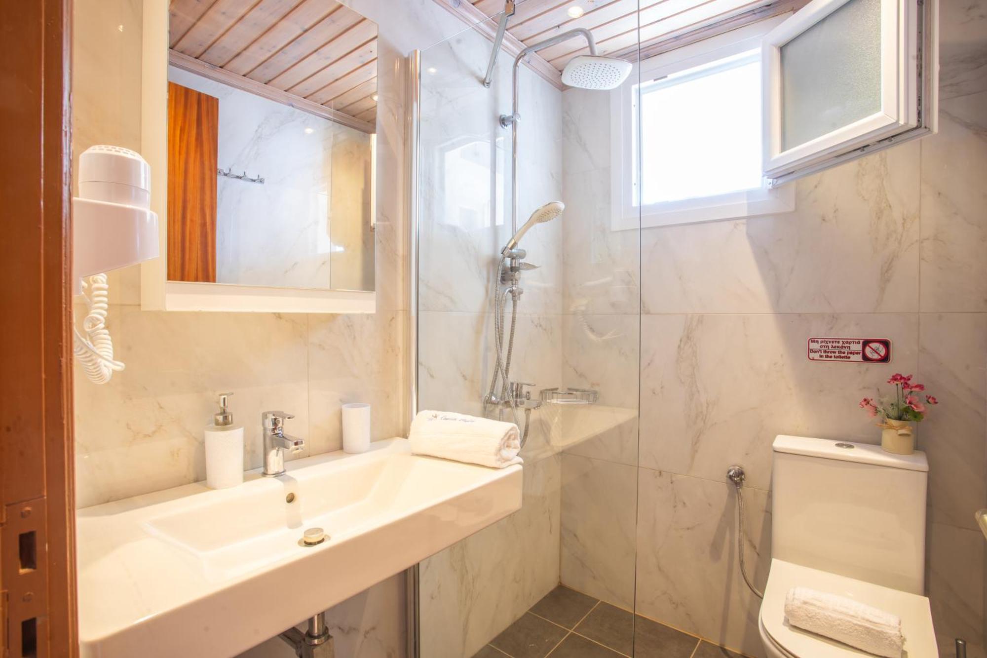 Romanza Apartment Vasilikí